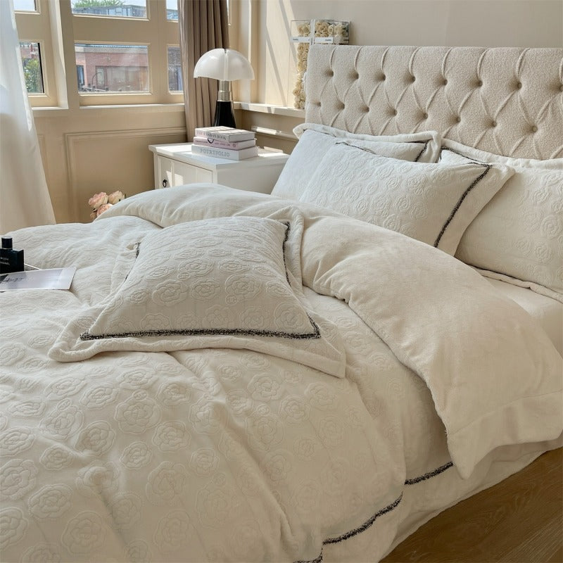 High-end Thickened Double-Sided Velvet Four-Piece Plush Bed Set - Harmony Gallery