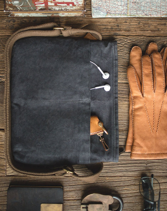 Tooling American Retro Simple Oil Wax Waterproof Canvas Men's Bag - Harmony Gallery