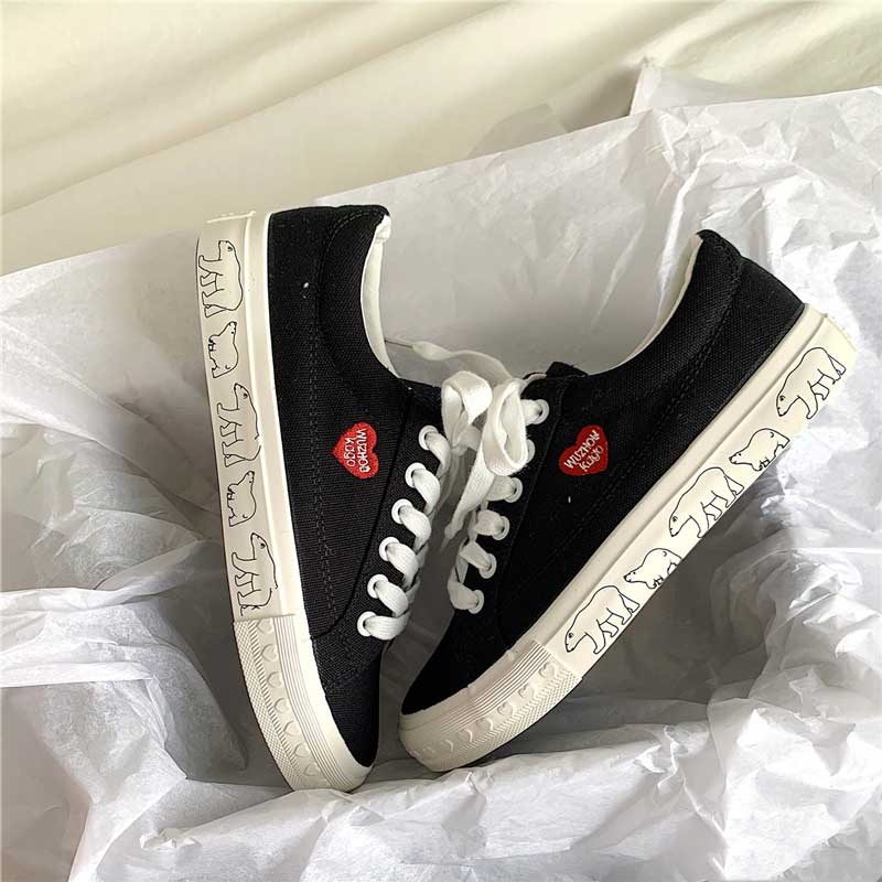 Casual Love Embroidery Graffiti Canvas Women's Shoes - Harmony Gallery