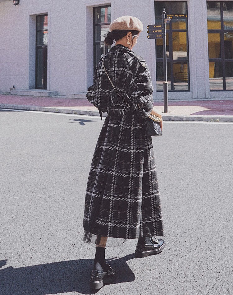 Plaid Loose Hepburn Style Woolen Women's Coat - Harmony Gallery