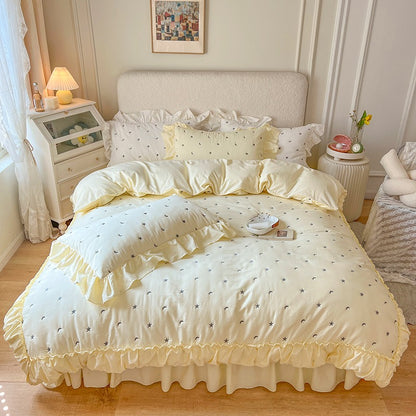 Star & Moon Washed Cotton Four-Piece Bed Set - Harmony Gallery
