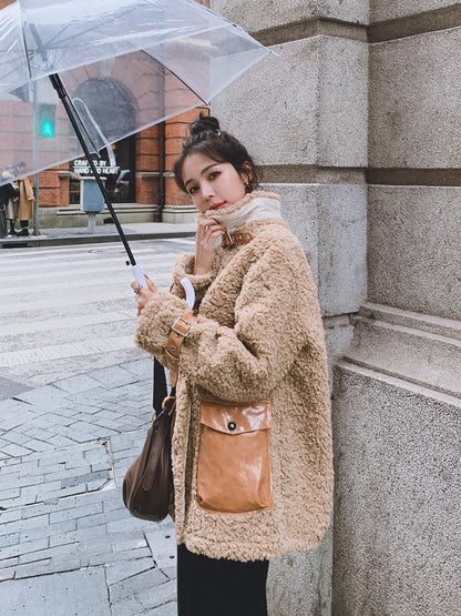 Celebrity Lamb Fur Winter Short Woolen Women's Coat - Harmony Gallery