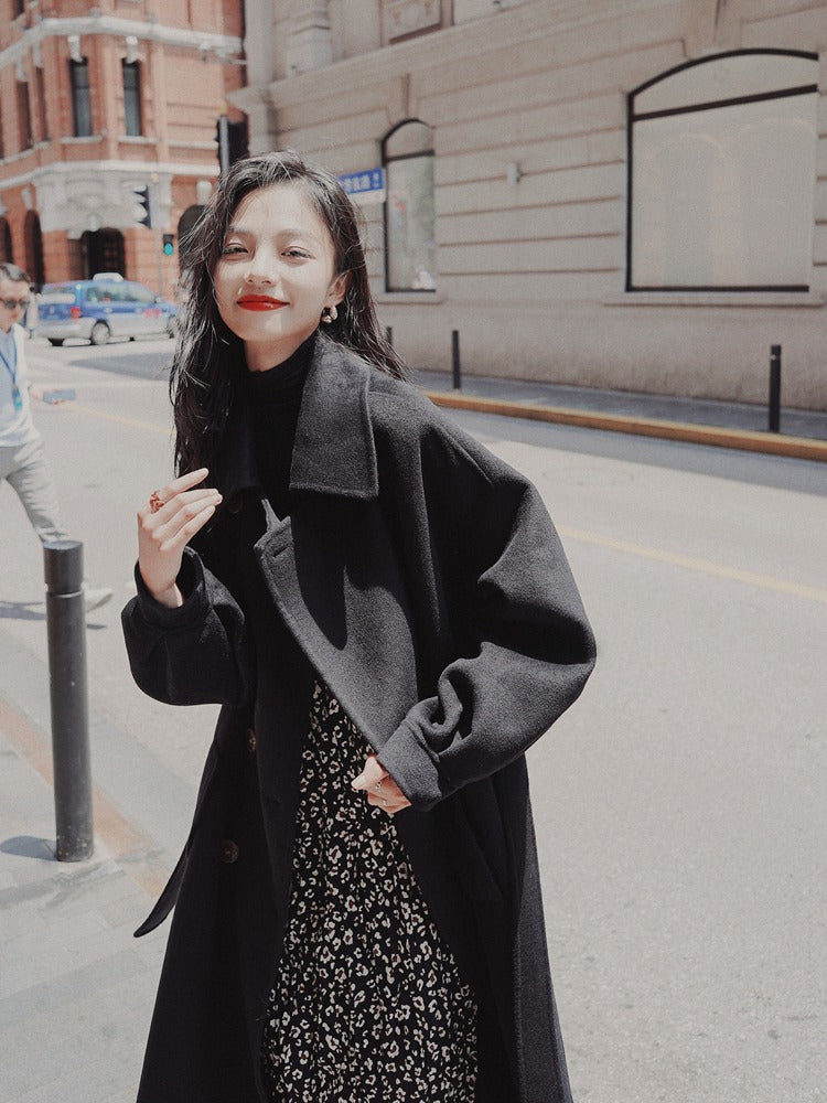 Black Hepburn Style Winter Loose Woolen Women's Coat - Harmony Gallery