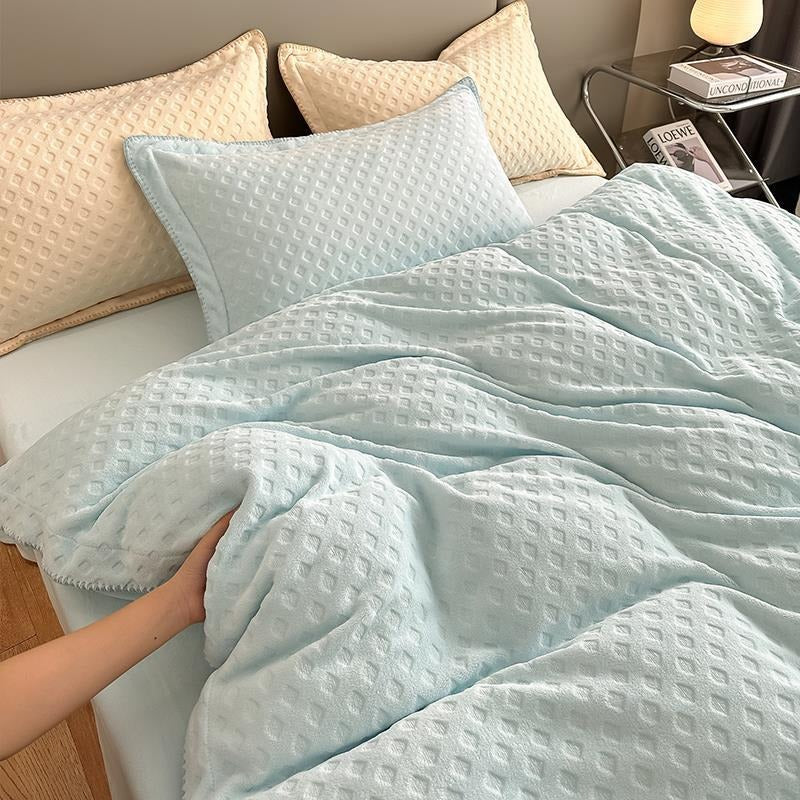 Waffle Velvet Four-Piece Flannel Winter Thickened Bed Set - Harmony Gallery