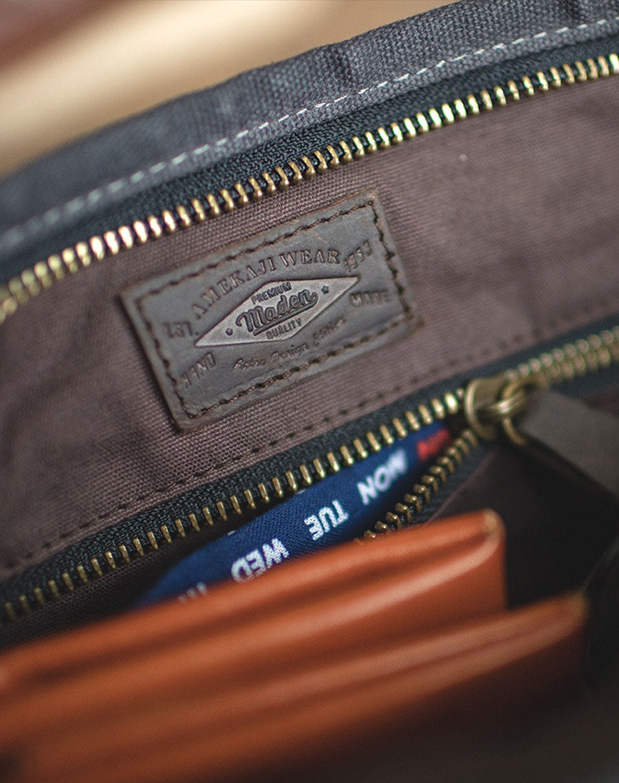 Tooling American Retro Simple Oil Wax Waterproof Canvas Men's Bag - Harmony Gallery