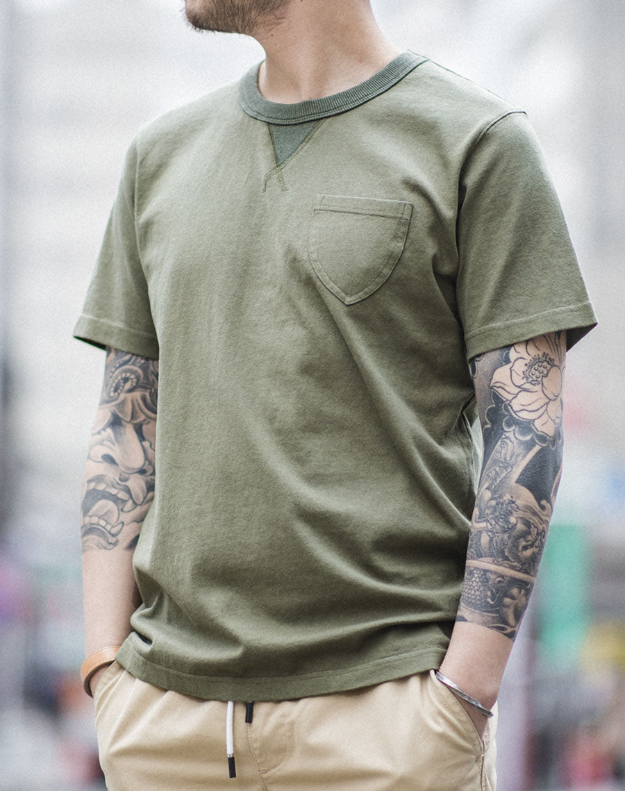 American Army Green Inverted Triangle Pocket Men's T-Shirt - Harmony Gallery