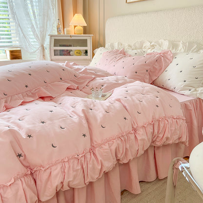 Star & Moon Washed Cotton Four-Piece Bed Set - Harmony Gallery
