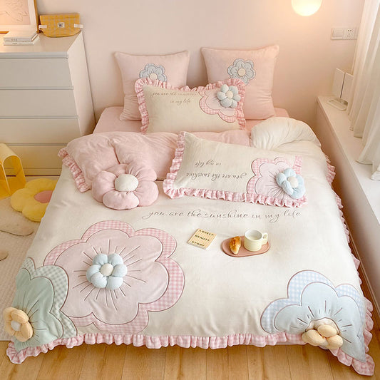 Princess Style Winter Velvet Five-Pieces Floral Bed Set - Harmony Gallery