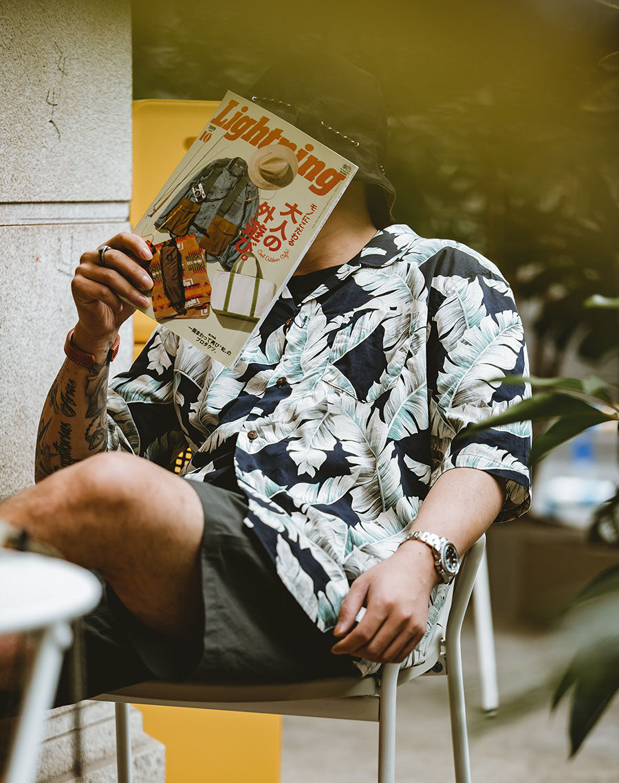 American Retro Hawaiian Banana Leaf Beach Men's Shirt - Harmony Gallery