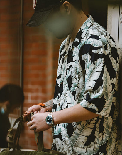 American Retro Hawaiian Banana Leaf Beach Men's Shirt - Harmony Gallery