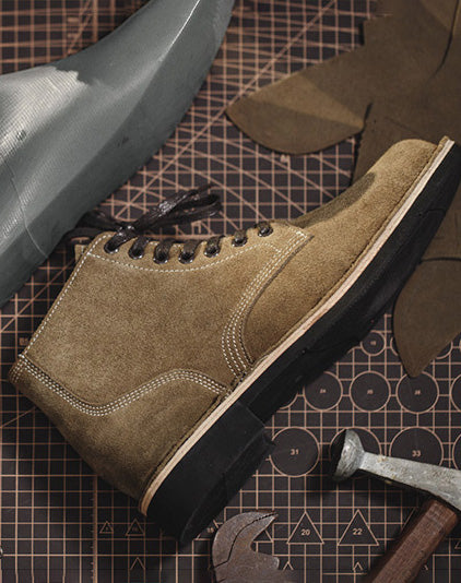 American Boondocker Middle-Cut Escape Desert Combat Men's Boot - Harmony Gallery