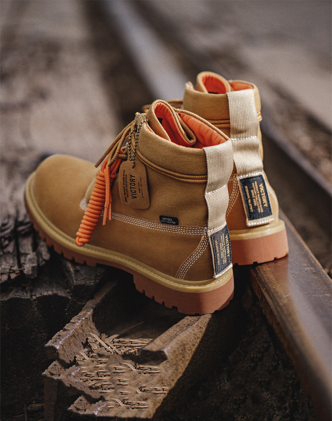 Tooling Rhubarb British Style Mid-Cut Desert Men's Boot - Harmony Gallery