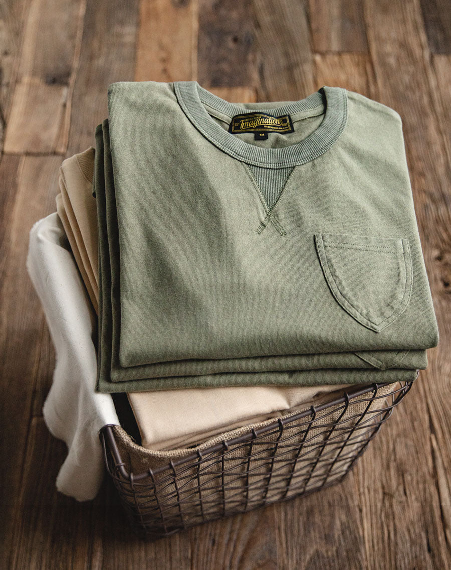 American Army Green Inverted Triangle Pocket Men's T-Shirt - Harmony Gallery