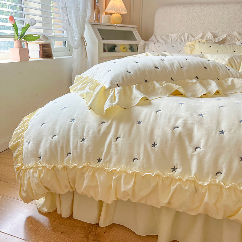 Star & Moon Washed Cotton Four-Piece Bed Set - Harmony Gallery