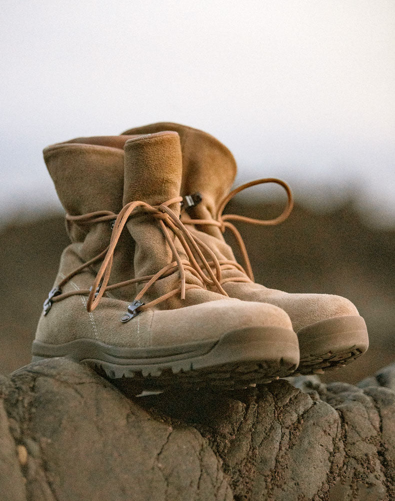American Retro Casual Desert Outdoor Hiking Men's Boot - Harmony Gallery