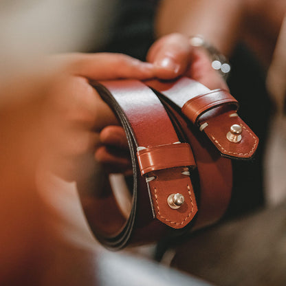 Tooling Retro Tanned Cowhide Old Letters Men's Belt - Harmony Gallery